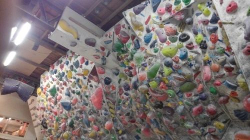 福岡県のクライミング施設「OD（オーディー） 八幡店」